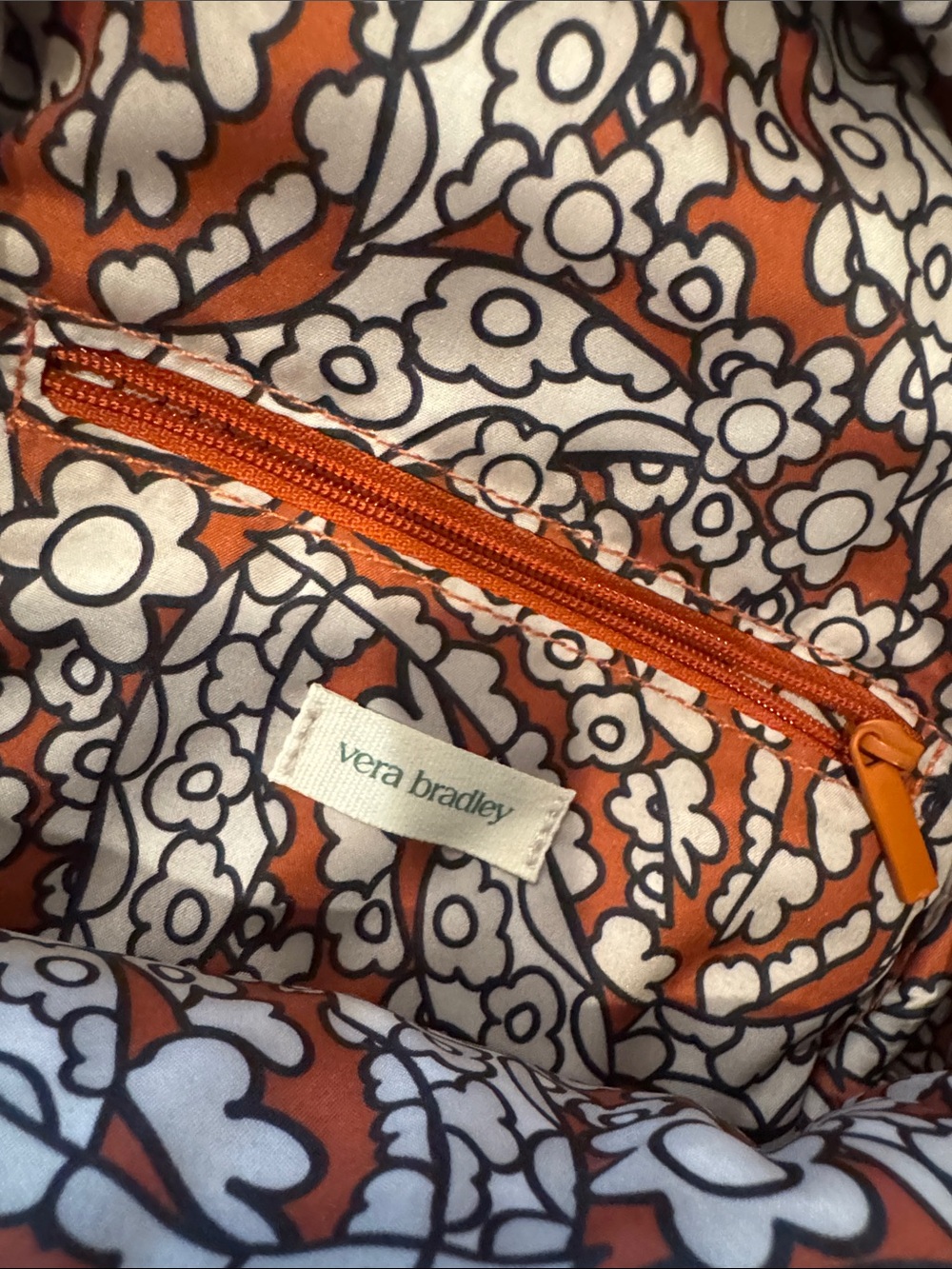 Vera Bradley Quilted Crossbody Sling Bag - Picture 4 of 8